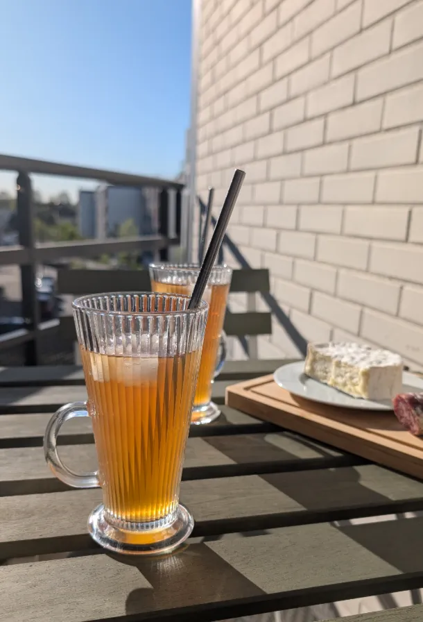 thé glacé boisson glacée au kinkéliba
